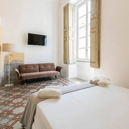 Palazzo Balsamo Couette-café